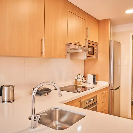 2bdr Comfy With Ocean View Apartment *