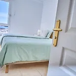 Apartment 2bdr Comfy With Ocean View *
